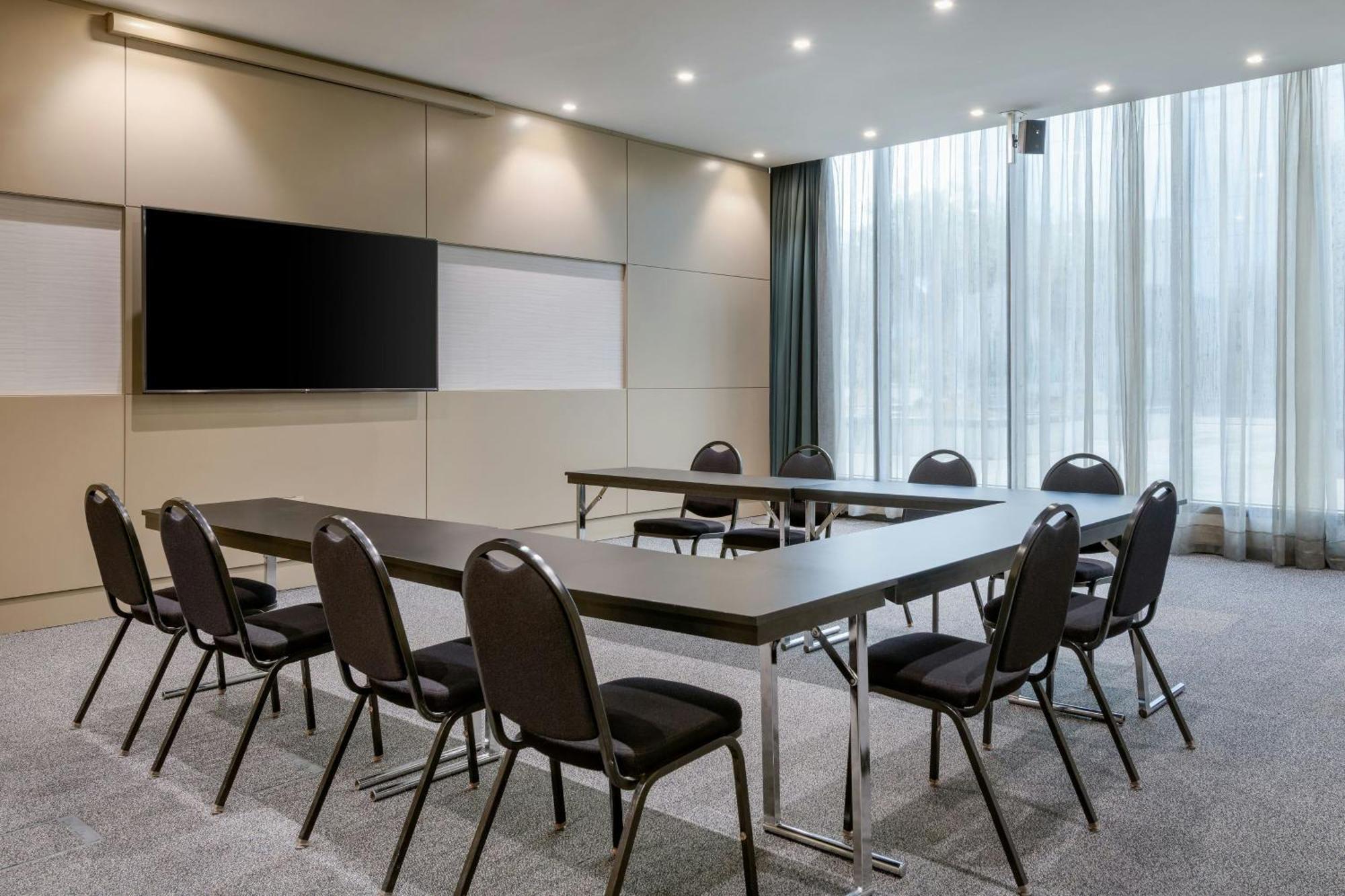 Ac Hotel La Finca By Marriott Pozuelo de Alarcon Ngoại thất bức ảnh
