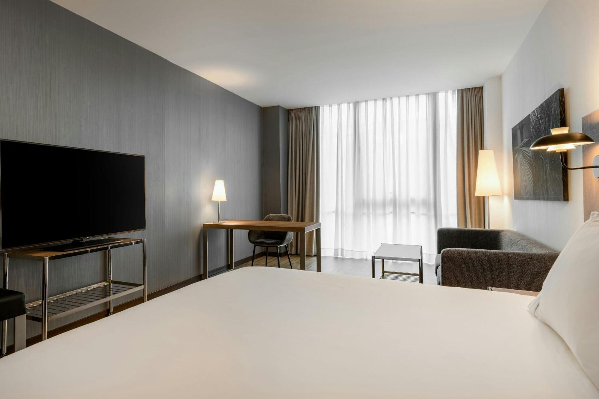 Ac Hotel La Finca By Marriott Pozuelo de Alarcon Ngoại thất bức ảnh