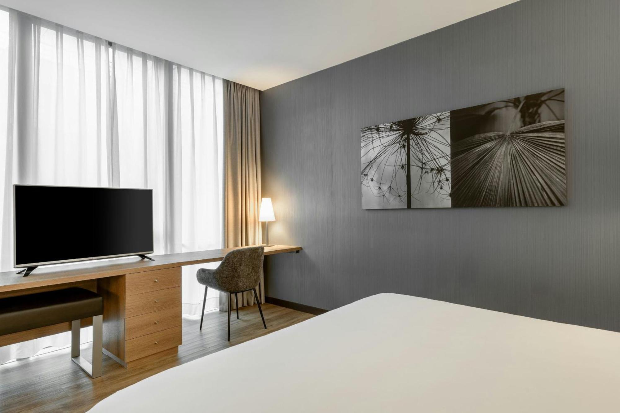 Ac Hotel La Finca By Marriott Pozuelo de Alarcon Ngoại thất bức ảnh